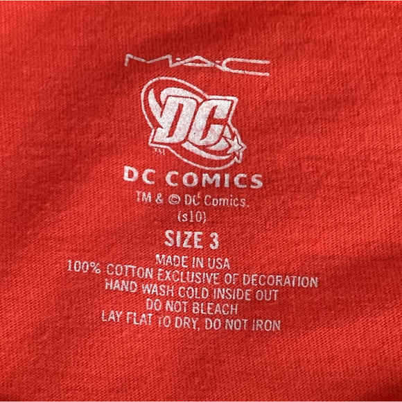 M.A.C. x DC Comics Wonder Woman Collectible T-Shirt Red 3 or M - Picture 9 of 11
